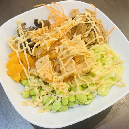 Yam Tempura Poke Bowl 番薯天妇罗波奇饭
